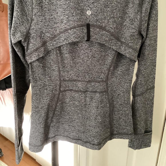 NWT Lululemon Define in Heathered black size 8 - Picture 2 of 5